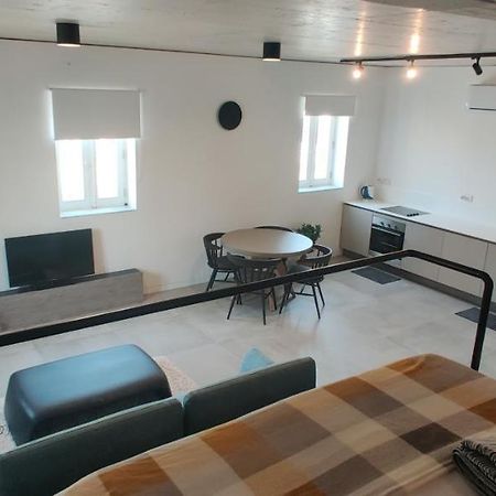 No 60, 3Rd Floor, Centrally Located, Fully Equipped Studio Apt Φλοριάνα Εξωτερικό φωτογραφία